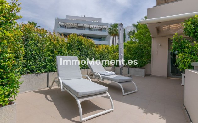 Resale - Apartment - Benahavís - Benahavís Centro