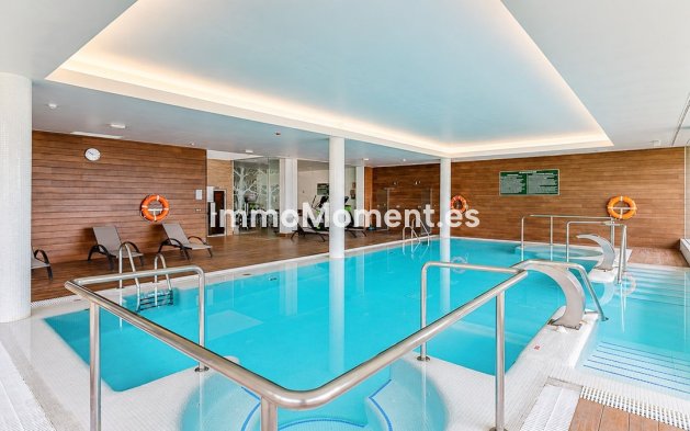 Resale - Apartment - Benahavís - Benahavís Centro