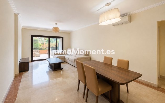 Wiederverkauf - Wohnung - Estepona  - Estepona Centro