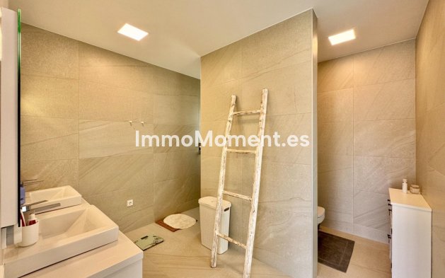 Reventa - Villa independiente - Orihuela - Las Colinas Golf