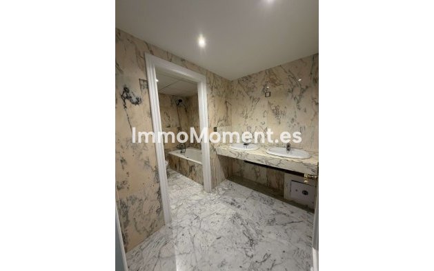 Revente - Maison mitoyenne - Marbella - Marbella Centro