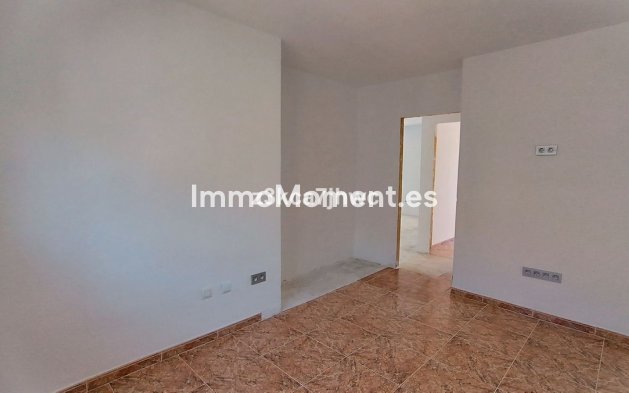 Bestaande woning - Appartement - Estepona  - Cancelada