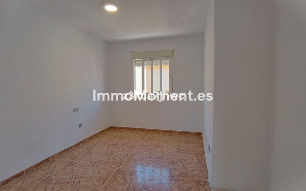 Bestaande woning - Appartement - Estepona  - Cancelada
