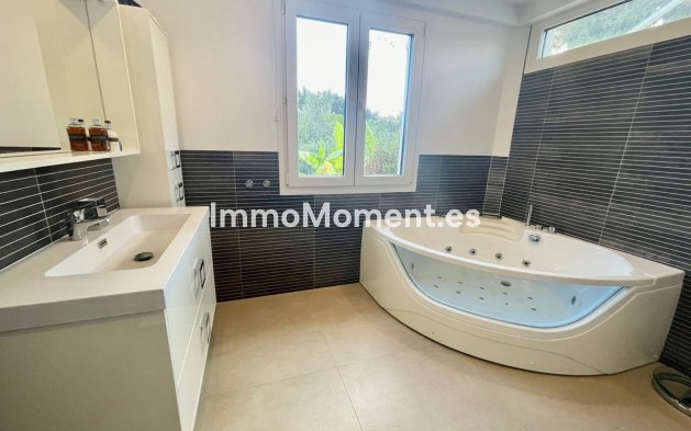 Wiederverkauf - Freistehende Villa - Marbella - San Pedro de Alcántara