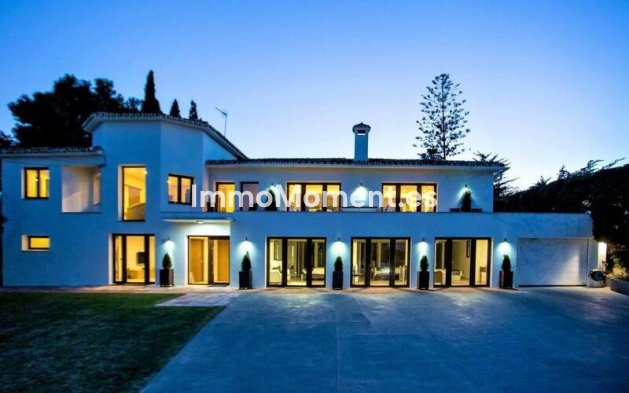 Wiederverkauf - Freistehende Villa - Marbella - San Pedro de Alcántara