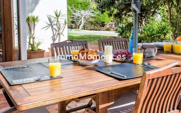 Wiederverkauf - Freistehende Villa - Marbella - San Pedro de Alcántara