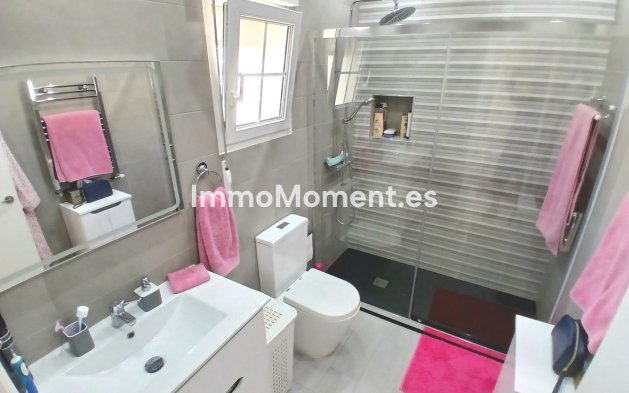 Resale - Detached villa - Orihuela - Villamartín