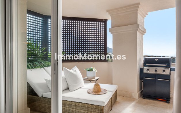 Resale - Apartment - Marbella - Nueva Andalucía