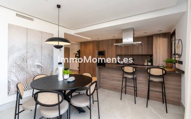 Neubau - Penthouse -   Inländisch - Istán