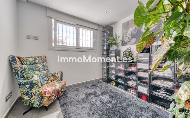 Wiederverkauf - Freistehende Villa - Estepona  - Estepona Centro