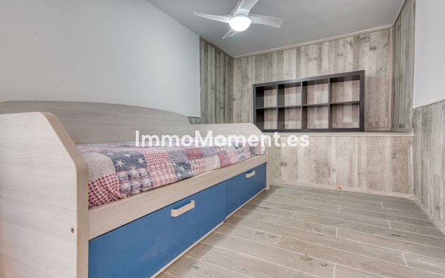 Wiederverkauf - Freistehende Villa - Estepona  - Estepona Centro
