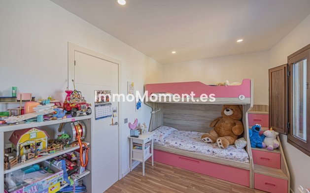 Bestaande woning - Rijtjeshuis - Estepona  - Atalaya