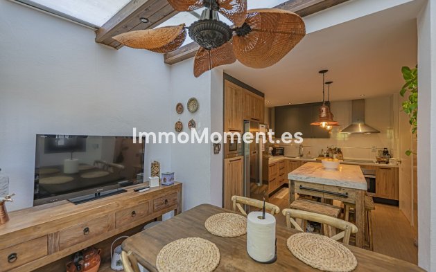 Bestaande woning - Rijtjeshuis - Estepona  - Atalaya