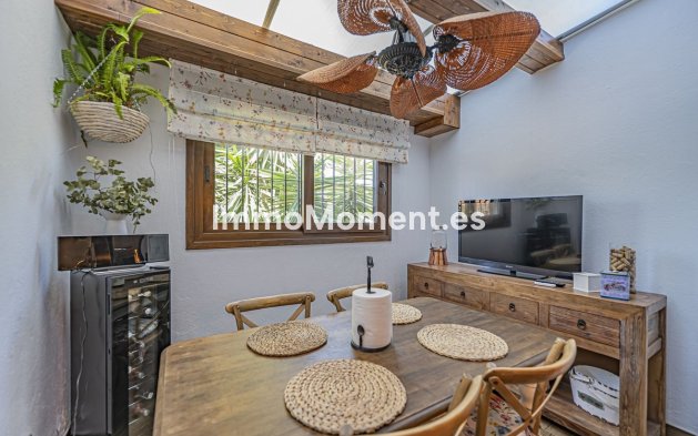 Bestaande woning - Rijtjeshuis - Estepona  - Atalaya