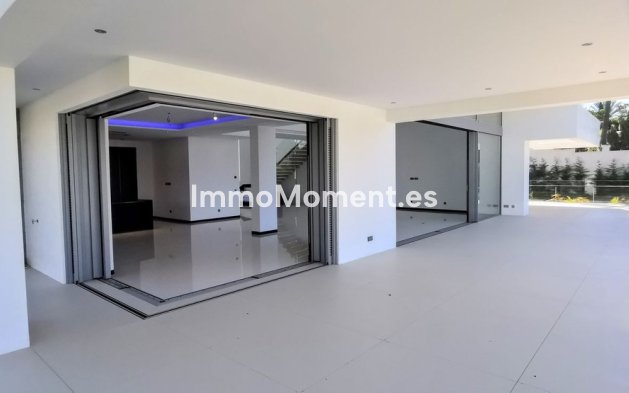 Wiederverkauf - Freistehende Villa - Marbella - Guadalmina Baja