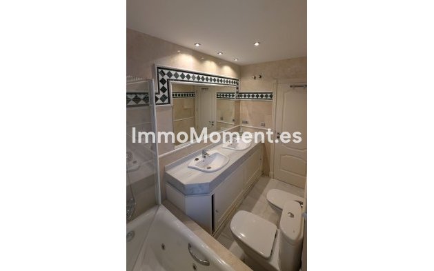 Wiederverkauf - Wohnung - Marbella - Aloha