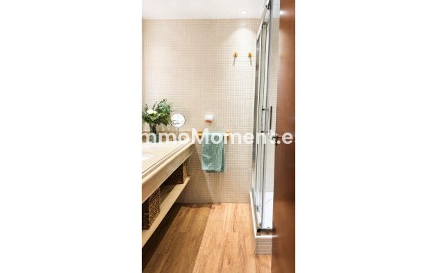 Wiederverkauf - Wohnung - Estepona  - Valle Romano