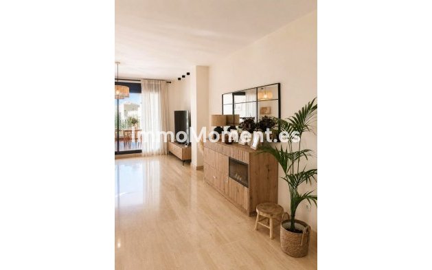 Wiederverkauf - Wohnung - Estepona  - Valle Romano