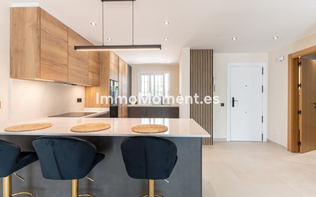 Resale - Townhouse - Estepona - New Golden Mile