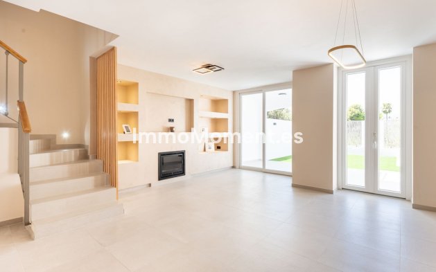 Resale - Townhouse - Estepona - New Golden Mile