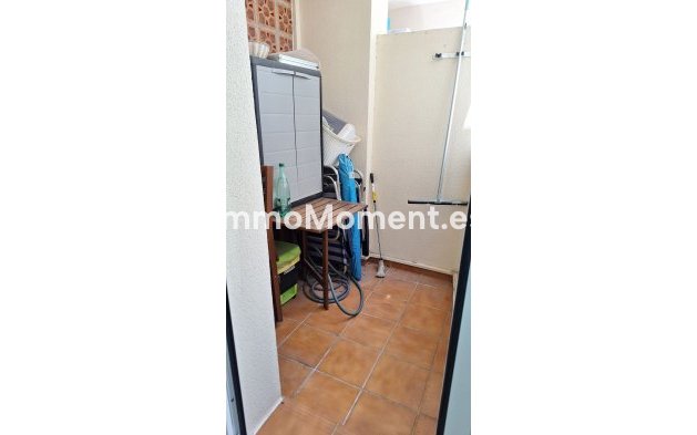 Resale - Apartment - Casares - Doña Julia