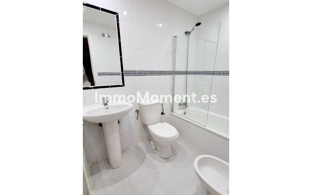 Resale - Apartment - Casares - Doña Julia