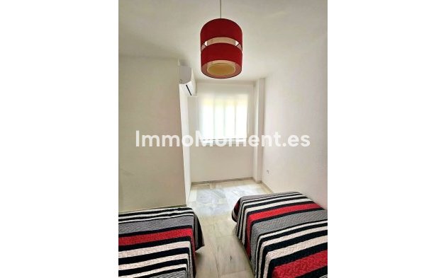 Resale - Apartment - Casares - Doña Julia