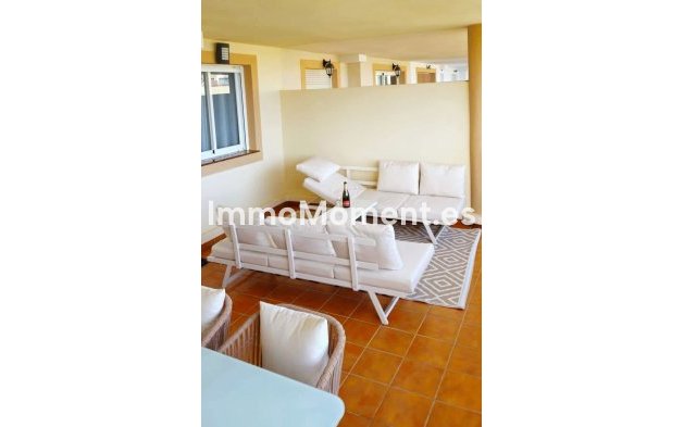 Resale - Apartment - Casares - Doña Julia