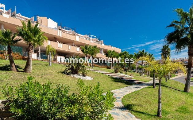 Resale - Apartment - Casares - Doña Julia