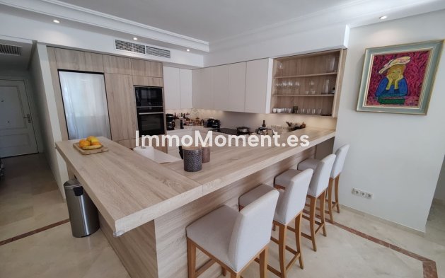 Wiederverkauf - Wohnung - Marbella - Puerto Banús