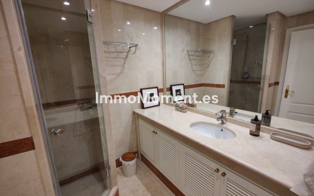 Wiederverkauf - Wohnung - Marbella - Puerto Banús