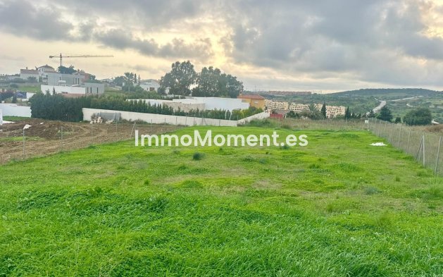 Wiederverkauf - Grundstück - Estepona  - Valle Romano