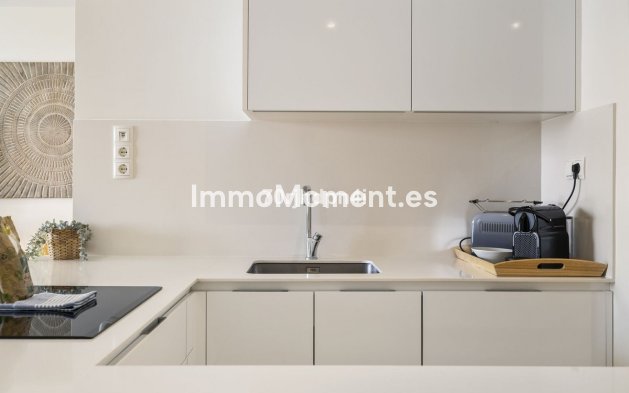 Wiederverkauf - Wohnung - Estepona  - Estepona Centro