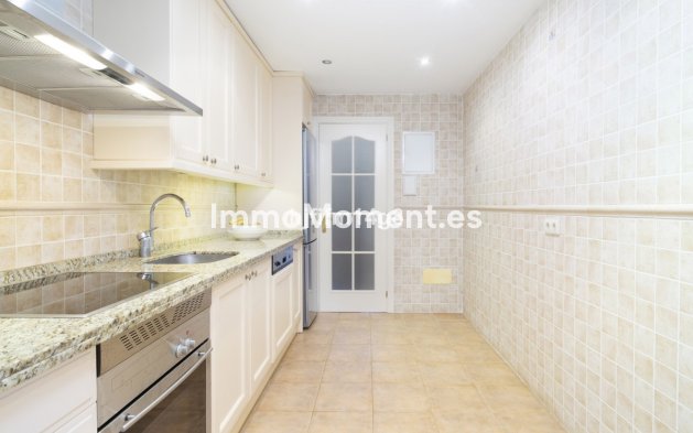 Wiederverkauf - Wohnung - Marbella - Puerto Banús