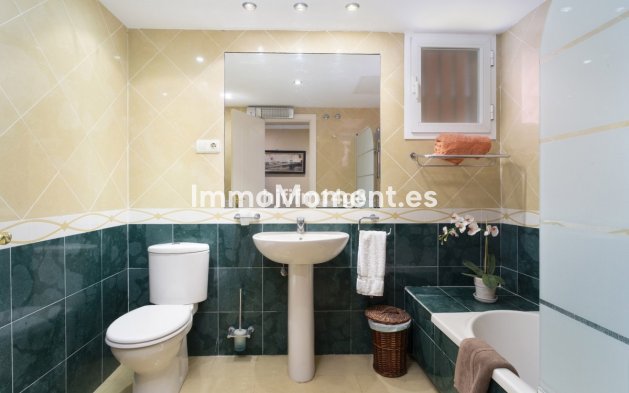 Wiederverkauf - Wohnung - Marbella - Puerto Banús