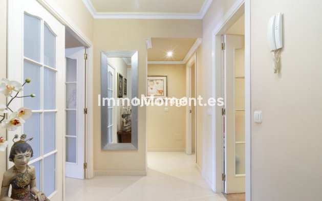 Wiederverkauf - Wohnung - Marbella - Puerto Banús