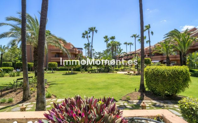 Wiederverkauf - Wohnung - Marbella - Puerto Banús