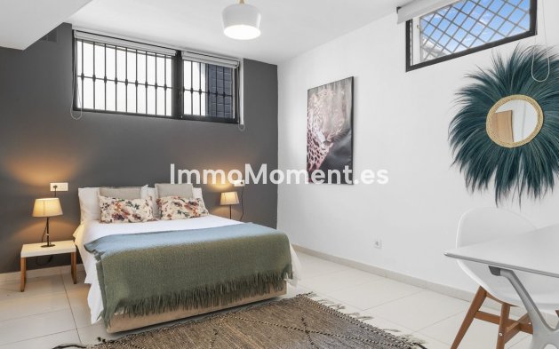 Wiederverkauf - Freistehende Villa - Marbella - Nueva Andalucía