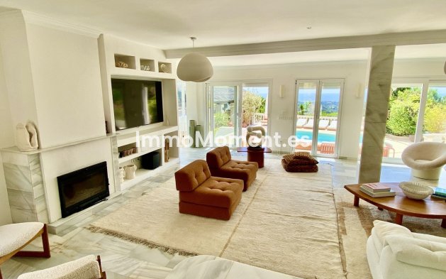Wiederverkauf - Freistehende Villa - Estepona  - El Padron