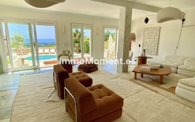 Wiederverkauf - Freistehende Villa - Estepona  - El Padron