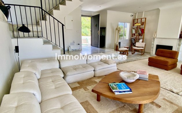 Wiederverkauf - Freistehende Villa - Estepona  - El Padron