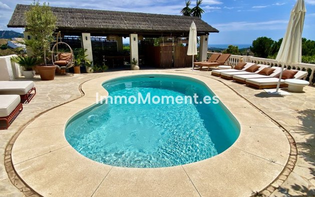 Wiederverkauf - Freistehende Villa - Estepona  - El Padron