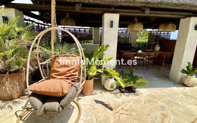 Wiederverkauf - Freistehende Villa - Estepona  - El Padron