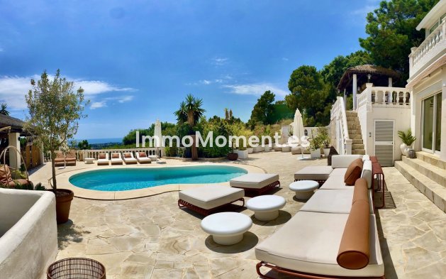 Wiederverkauf - Freistehende Villa - Estepona  - El Padron