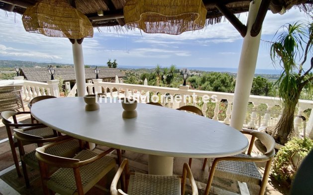 Wiederverkauf - Freistehende Villa - Estepona  - El Padron