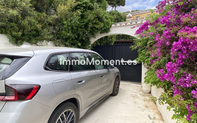 Wiederverkauf - Freistehende Villa - Estepona  - El Padron