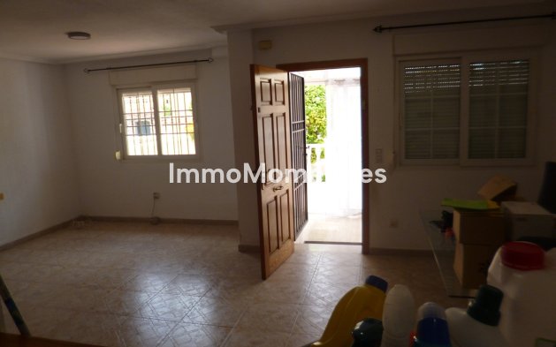 Wiederverkauf - Freistehende Villa - Orihuela - Playa Flamenca
