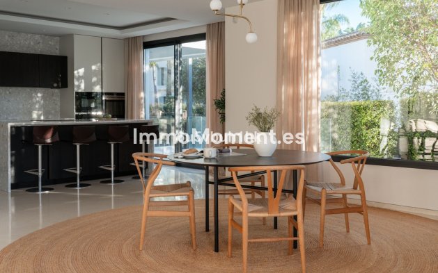 Wiederverkauf - Freistehende Villa - Marbella - Marbella Centro