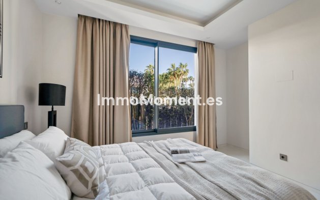 Wiederverkauf - Freistehende Villa - Marbella - Marbella Centro