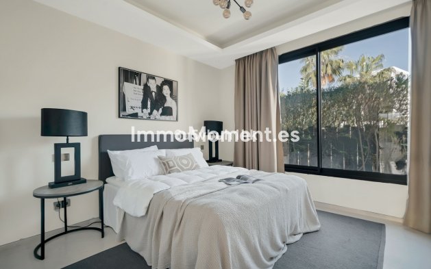 Wiederverkauf - Freistehende Villa - Marbella - Marbella Centro